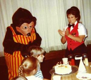 Billy Bob was sooo less annoying than Chuck E.