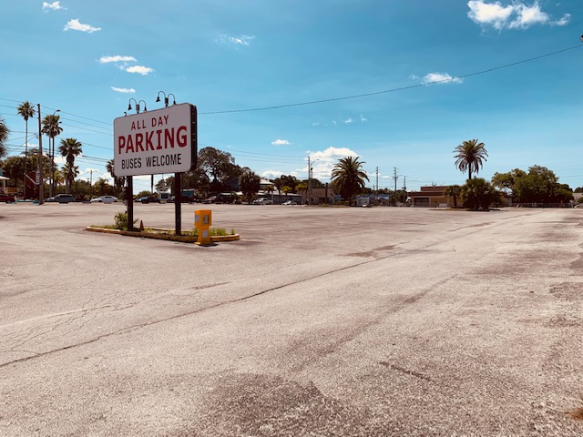 Sponge docks empty parking lot