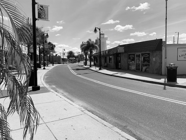 Sponge docks empty street